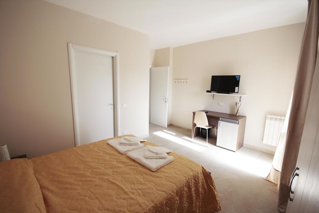 A Pochi Passi Hotel Pisa Room photo